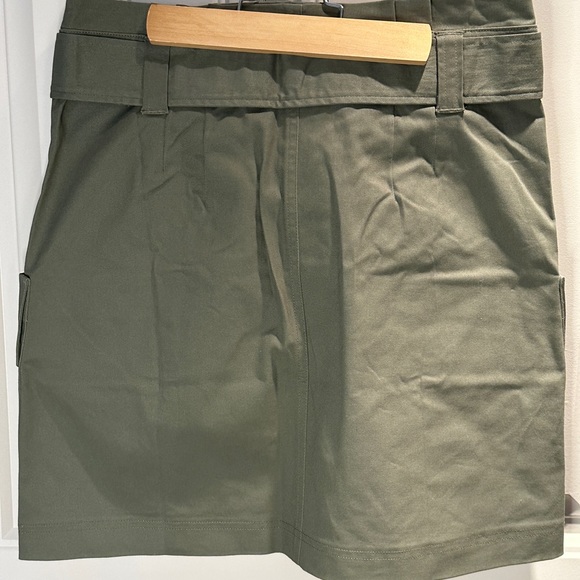 LOFT Outlet | Deep Lichen Green Belted Cargo Skirt - Women - Picture 9 of 9